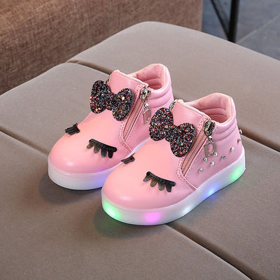 Cute, Chic Girls Eyelash Bow Sneakers